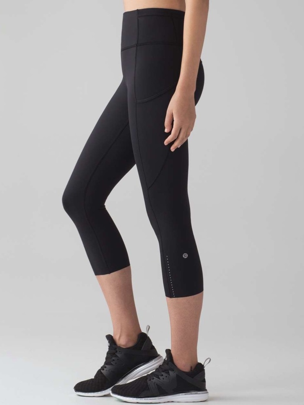 Lululemon Fast & Free Crop II *Nulux 19" Black Leggings Size 8